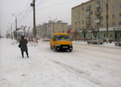 В Камышине хозяйничает метель, дороги пока проходимы В Камышине хозяйничает метель, дороги пока проходимы