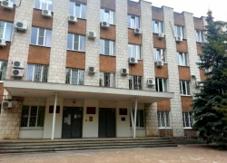 Администрация Камышинского района предупредила, что просто так к чиновникам уже не попадешь, на очереди администрация Камышина? Администрация Камышинского района предупредила, что просто так к чиновникам уже не попадешь, на очереди администрация Камышина?