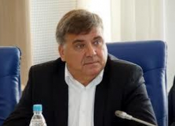 Депутат камышан в Облдуме Юрий Корбаков подписал проект о поддержке "драконовской" пенсионной реформы правительства Депутат камышан в Облдуме Юрий Корбаков подписал проект о поддержке "драконовской" пенсионной реформы правительства