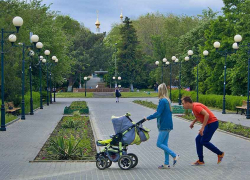 Шоу камышинских двойняшек в центральном городском парке обещает маленькие открытия и сенсации Шоу камышинских двойняшек в центральном городском парке обещает маленькие открытия и сенсации