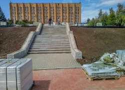 Камышане в соцсетях критикуют проектантов новой набережной за отсутствие пандусов Камышане в соцсетях критикуют проектантов новой набережной за отсутствие пандусов