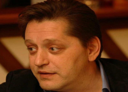 Спадом промышленности и одновременно ростом доходов банкиров возмутился волгоградский общественник, - "Блокнот Волгограда" Спадом промышленности и одновременно ростом доходов банкиров возмутился волгоградский общественник, - "Блокнот Волгограда"