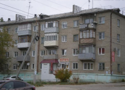 Чиновники Камышина пообещали закончить капремонт дома в Московском переулке до конца октября Чиновники Камышина пообещали закончить капремонт дома в Московском переулке до конца октября