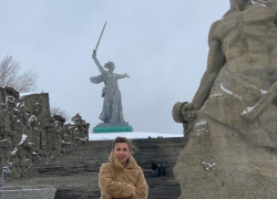 Популярная российская телеведущая, волжанка Ольга Скабеева посетила родину, - "Блокнот Волжского" Популярная российская телеведущая, волжанка Ольга Скабеева посетила родину, - "Блокнот Волжского"