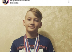 В Камышине в соцсетях начали собирать помощь красивому мальчику, сбитому недавно на пешеходном переходе, - Илья до сих пор в коме В Камышине в соцсетях начали собирать помощь красивому мальчику, сбитому недавно на пешеходном переходе, - Илья до сих пор в коме