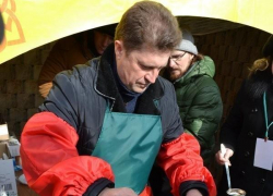 Глава Камышина Станислав Зинченко занял второе место среди градоначальников Волгоградской области по народной любви Глава Камышина Станислав Зинченко занял второе место среди градоначальников Волгоградской области по народной любви