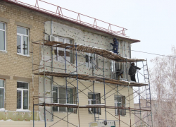 Ремонт первого этажа хирургического корпуса ЦГБ Камышина, почти превратившегося в долгострой, в очередной раз обещают закончить оперативно - через 10 дней Ремонт первого этажа хирургического корпуса ЦГБ Камышина, почти превратившегося в долгострой, в очередной раз обещают закончить оперативно - через 10 дней