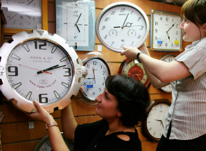 Сбор подписей в поддержку областного референдума о переводе времени в Камышине начался Сбор подписей в поддержку областного референдума о переводе времени в Камышине начался