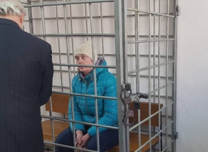 В Волгограде суд отправил под арест молодую женщину, которая задушила своего маленького сына В Волгограде суд отправил под арест молодую женщину, которая задушила своего маленького сына