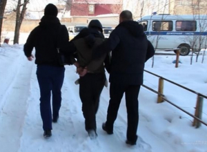 «Волга-Медиа»: «В Сети обсуждают видео с задержания похитителя 11-летней камышанки» «Волга-Медиа»: «В Сети обсуждают видео с задержания похитителя 11-летней камышанки»
