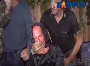 Убийца 5-летней Сони из Калача показал, как задушил девочку: видео Убийца 5-летней Сони из Калача показал, как задушил девочку: видео