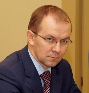 Вместо объявленного в розыск Олега Михеева справедливороссов Волгогоградской области будет возглавлять Дмитрий Калашников Вместо объявленного в розыск Олега Михеева справедливороссов Волгогоградской области будет возглавлять Дмитрий Калашников