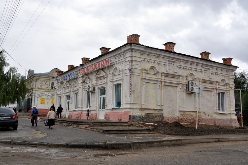 В соседнем с Камышинским Дубовском районе жители остались без регулярных транспортных маршрутов