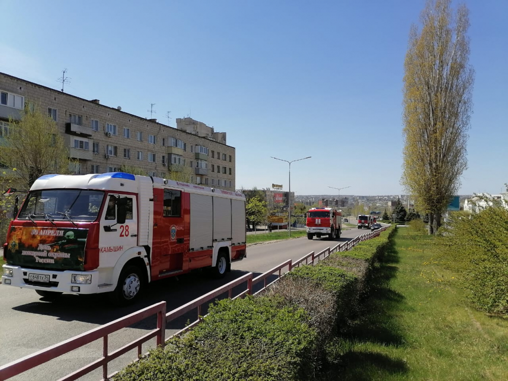 Колонна пожарной техники