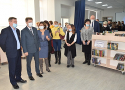 В Камышине открылась отреконструированная библиотека на улице Пролетарской: станет ли в ней больше читателей?