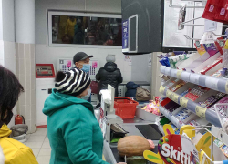 Масло по 120 рублей, гречка – по 90: в Волгоградской области подняли цены на продукты 