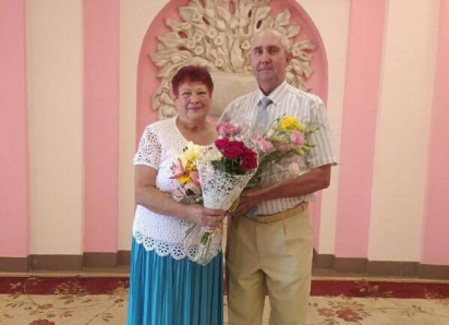 В Камышине моложавая пара супругов Прокофьевых торжественно отметила «золотую свадьбу»