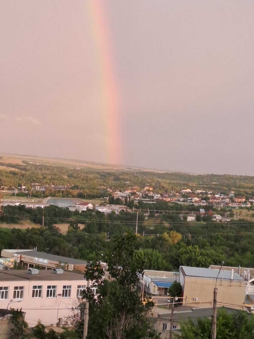 Камышане показали радугу над Камышином после утреннего дождя 21 июня |  21.06.2024 | Камышин - БезФормата