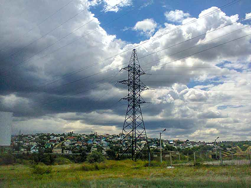 Метеорологи объявили в Волгоградской области штормовое предупреждение