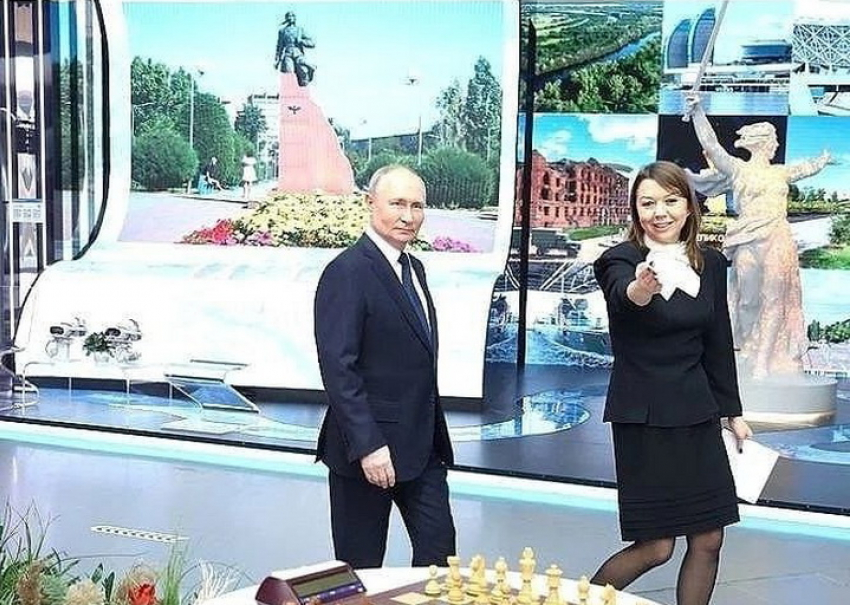 Вам задают внезапный вопрос вы даже не. Булгаков о глазах цитата. Синдром бога zhanulka. Поймите что язык может скрыть истину. Мастер йода мемы.